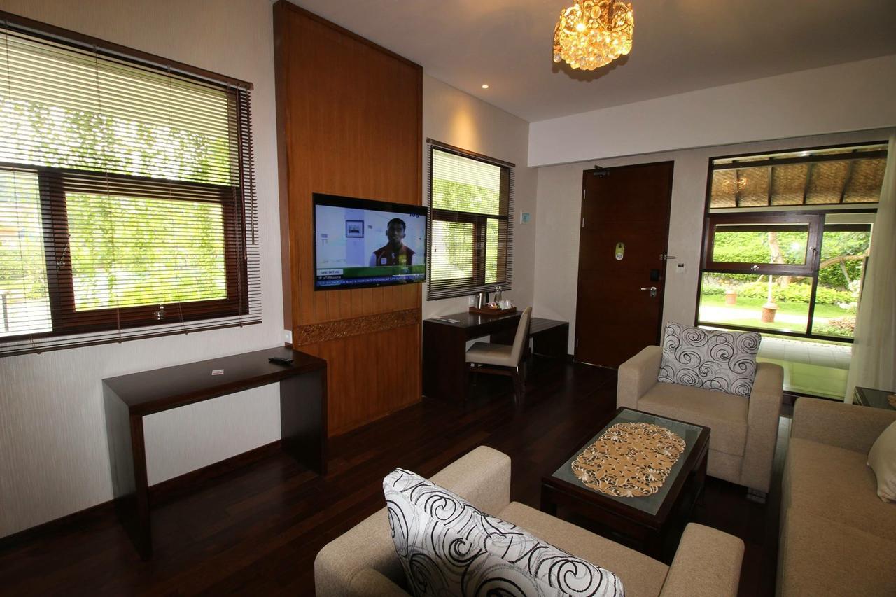 Rumah Kito Jambi Luaran gambar
